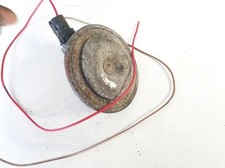 A28657625 Horn Woofer Signal