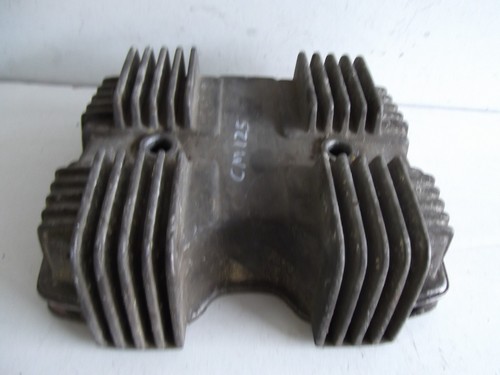 Honda cm125 cam cover - ,