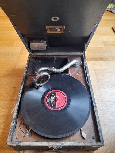 Gramophone portable 1930 - 1930, his