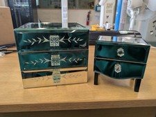 2 mirrored Jewellery boxes Large 17cm X 15cm x 15cmSmaller 12cm X 12cm x 12cm