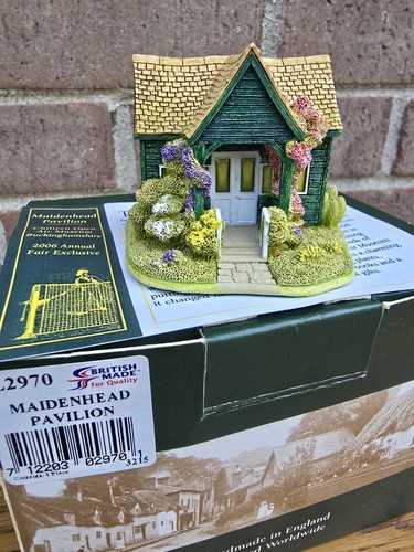 Lilliput lane maidenhead - lane,