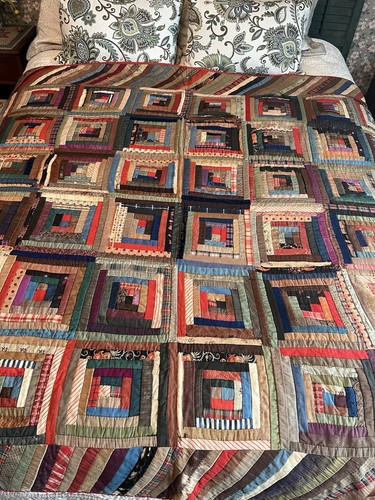Antique handmade quilt log - handmade,