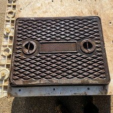 Cast iron Manhole Cover &