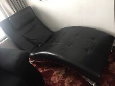 CHAISE LONGUE / COUCH - BLACK FAUX LEATHER INCLUDING HEAD REST / CUSHION DAY BED