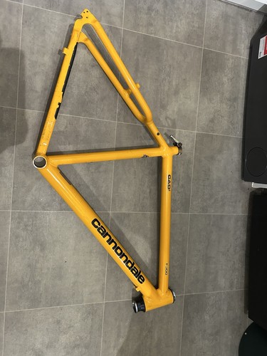 Cannondale f300 mountain bike - cannondale,