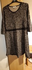 Hobbs Size 16 Leopard Print Knitted Dress Knee Length 3/4 Sleeves Round Neck