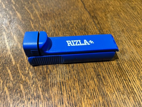 Blue rizla cigarette making - blue,