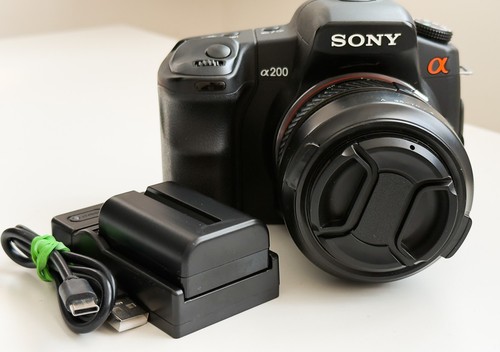 Sony alpha a200 dslr minolta - sony,
