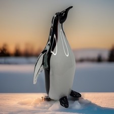 Large Art Glass PENGUIN Very