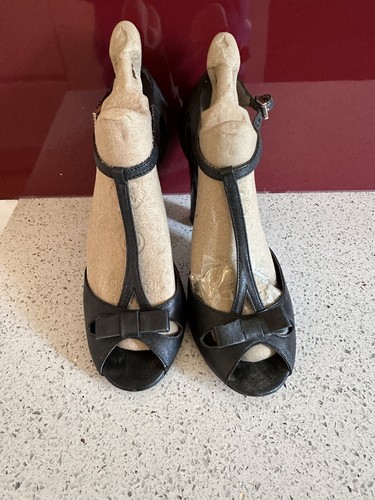 French connection black peep - black,