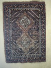 ANTIQUE TURKISH OR MIDDLE EASTERN RUG WITH BLUE PATTERNING 60 x 46 INCHES B