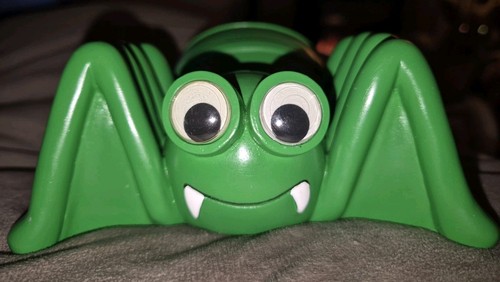 Vintage elgate green spider - vintage,