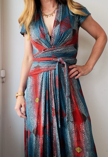Issa london printed wrap midi - london,