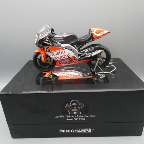 Signed minichamps 122980046 - signed,