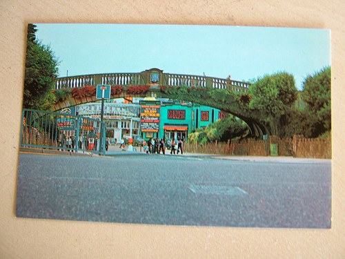 Postcard pier avenue - pier,