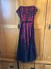 Phase Eight Black/Red