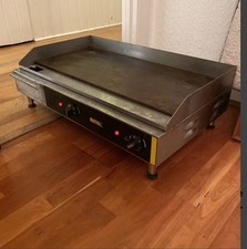 Buffalo DC900 Electric Cast Iron Griddle for Catering Smooth Flat