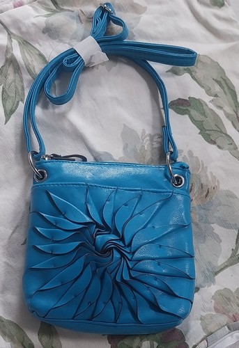 Pavers cross body - pavers,