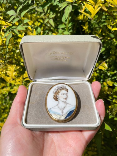 Rare 1953 royal worceste - 1953,