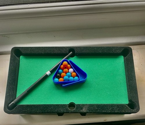 Mini table top pool - top,