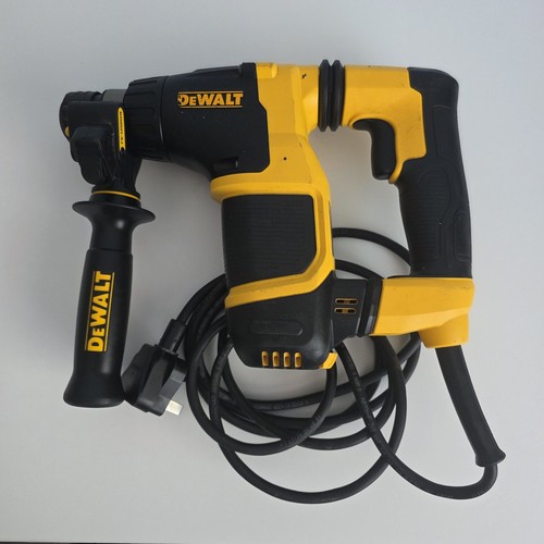 Dewalt d25052 230v corded - dewalt, sds