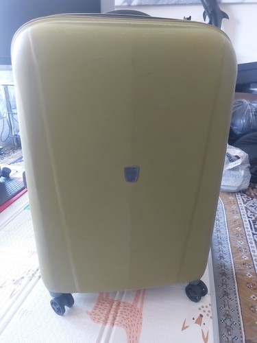 Tripp suitcase logo,brand