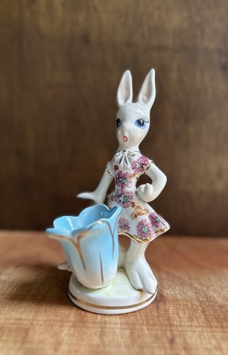 Vintage kitsch china bunny - vintage,
