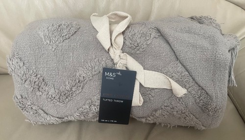 Brand new jacquard throw - brand, m&s