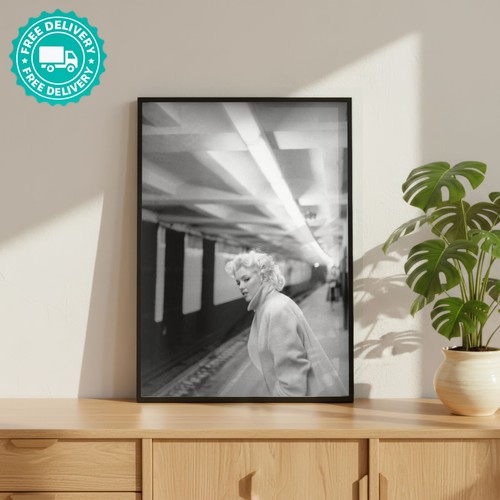 Marilyn monroe grand central - grand,