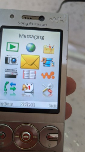 Sony ericsson w705 - ericsson,