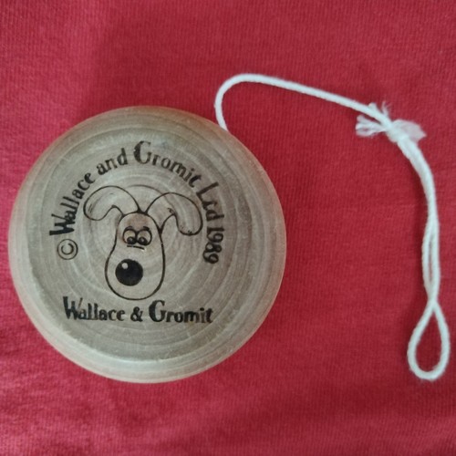 Gromit wallace - gromit, &