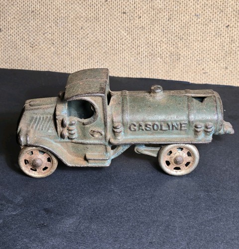 Antique williams cast iron - cast,