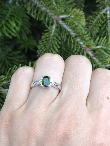 98ct russian diopside - 0.98ct,