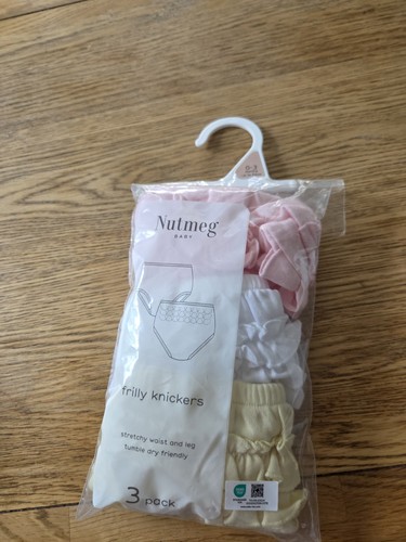 Nutmeg baby pack frilly - baby,