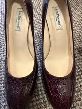 L.K.Bennett women's stiletto leather court shoes. Size 38.5 EU or 5.5 UK.