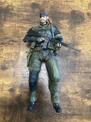 Play arts kai metal - gear, solid