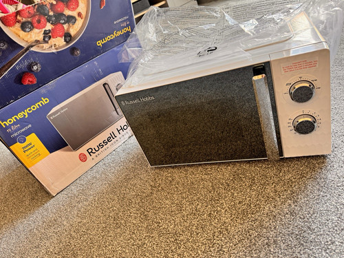 Russell hobbs honeycomb 17l - hobbs,