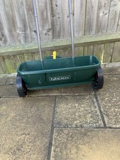 Drop Spreader by Evergreen In Good Condition See Photos