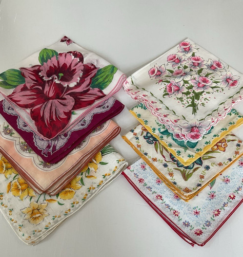 Vintage ladies hankies lot - hankies,