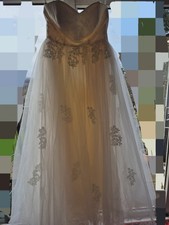 Cream Wedding Dress , Medium 