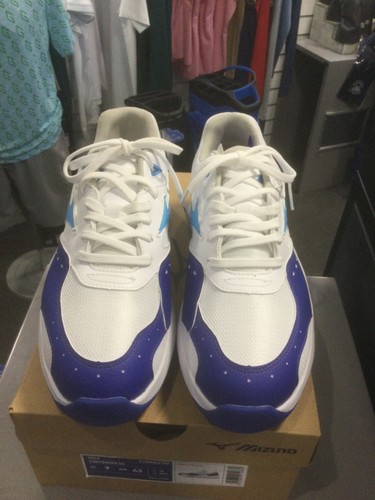 Mizuno contender size - mizuno,