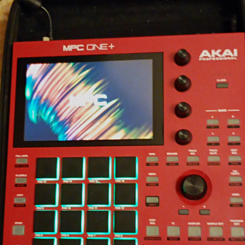 Akai mpc one - one+,