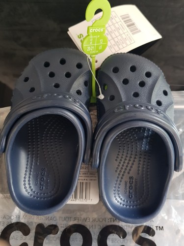 Kids navy crocs size 5 - crocs,