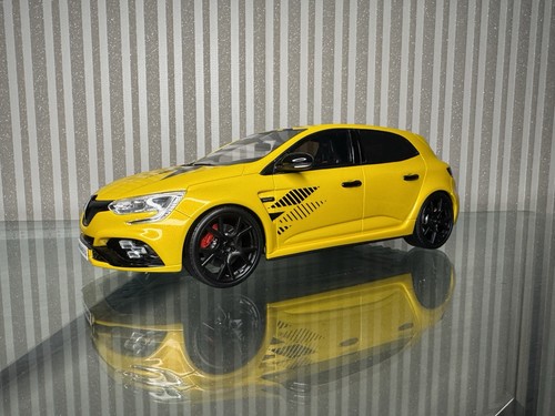 Ottomobile ot1076 renault - 1:18,