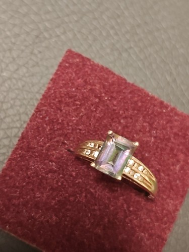 9ct gold mystic - 9ct,