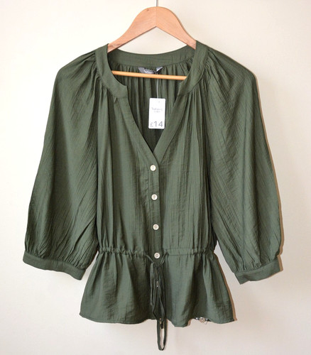 Nutmeg khaki collar neck - ex, v-neck