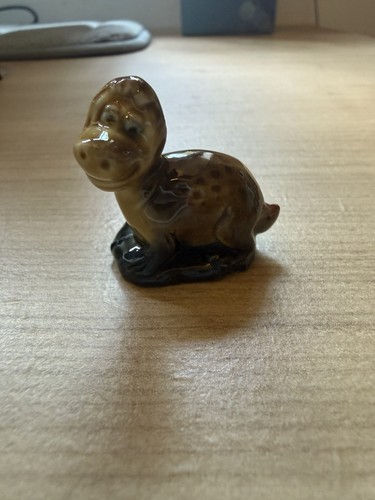 Wade whimsie dinosaur from - whimsie,