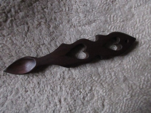 Vintage welsh wooden love - vintage,