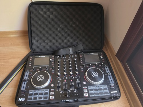 Numark nvii nv2 4 deck - -, 4-deck