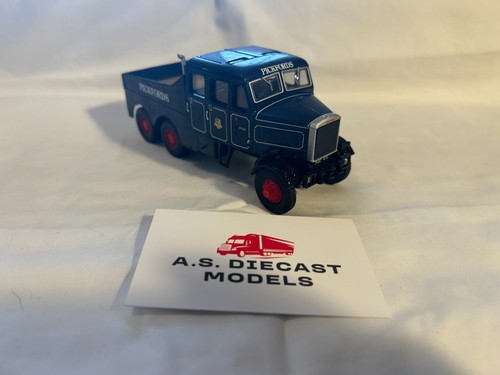 Corgi modern truck showmans - modern,